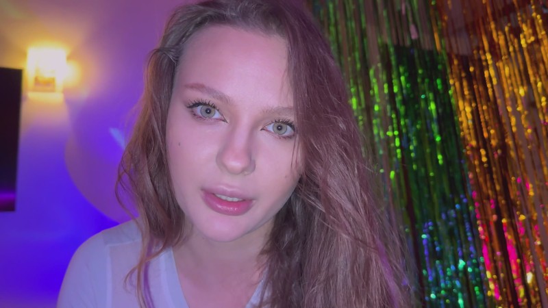 Санька совратила девственника-лесоруба / My friend s sister wants to take my virginity