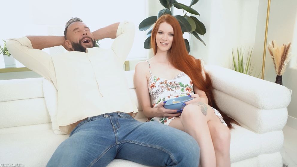 Erin Everheart - Plays the Threesome Game