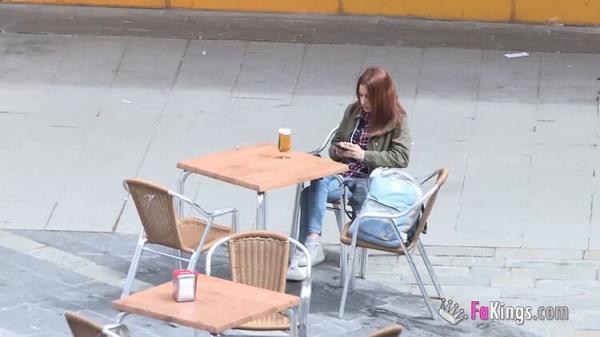 El Mal Padre Buscando Chochitos Mochileros Para Que Mi Hijo Se Desvirgue a Golpe De Talonario Noelia, Vigo CAZADA : Noelia Sanz [Fakings] (HD 720p)