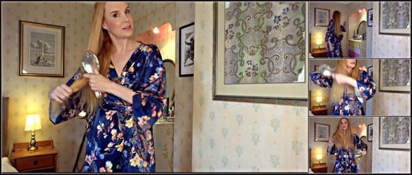 Ariel Anderssen A-Silver-Backed-Hairbrush - [ManyVids] - 2025 (HD 720p)