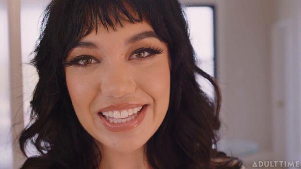 Little Puck  Up Close With Little Puck [FullHD 1080p] 2025