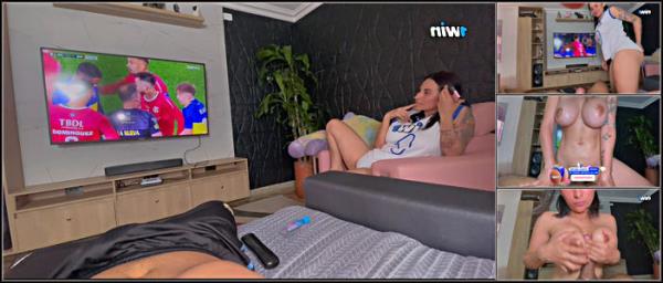 Jenifer Play Ll - A Esta Chica Le Encanta Montar Mi Polla Mientras Miro Futbol Xxx Porno Xxx Jenifer Play - [PornHub/Onlyfans] - 2025 (FullHD 1080p)