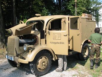 Mercedes-Benz MB-L1500S Funkwagen Walk Around