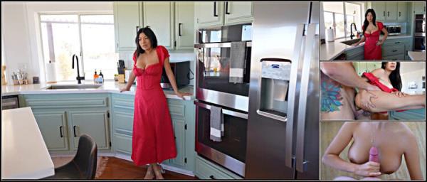 Cami Strella - Big Ass Latina Christian Tradwife CHEATS On Husband At Thanksgiving - Cami Strella  Lev Lieben - [PornHub/Onlyfans] - 2025 (FullHD 1080p)