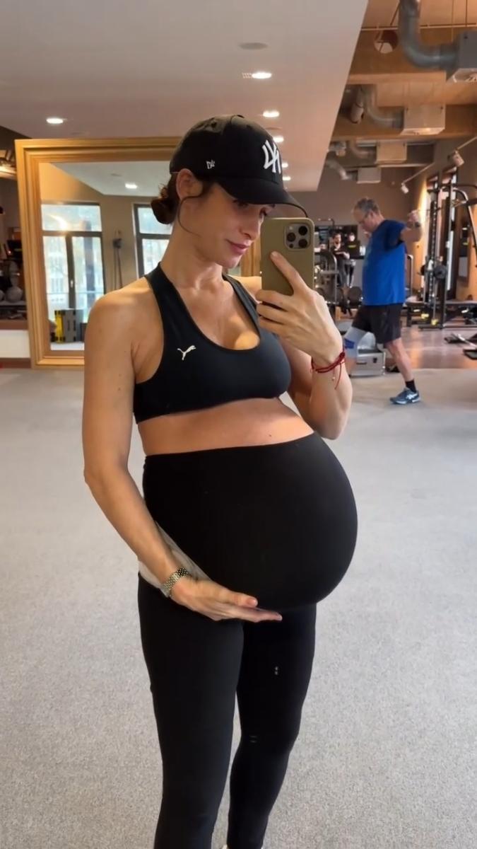 Caroline Triplets Of Hamburg - NN Pregnant Compilation