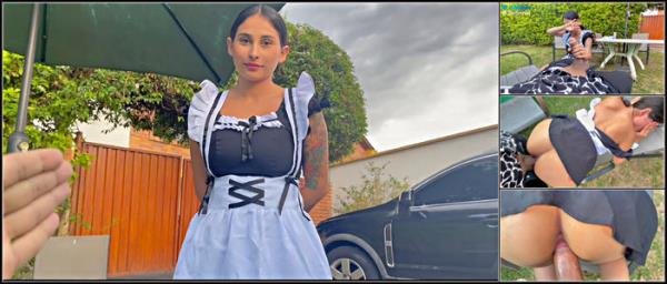 Jenifer Play Ll - Por Fin Me Quede Solo Con La Empleada y Cumplio Mi Fantasia - [PornHub/Onlyfans] - 2025 (FullHD 1080p)