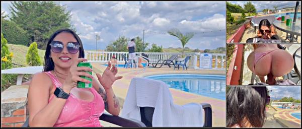 Jenifer Play Ll - Sexo Apasionado De Una Pareja Amateur Teen Por Un Lago Verano Al Aire Libre - JENIFER PLAY - [PornHub/Onlyfans] - 2025 (FullHD 1080p)