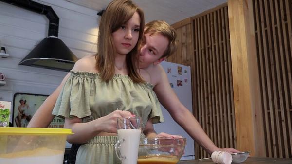 Leave Me Alone I m Cooking No, I m Fucking Pussy??a Lot Of Sperm  Applause DollHole [Onlyfans] (FullHD 1080p)