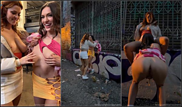 Back-Alley-Bar-Hookup---Katie-Davis---Elly-Clutch-1U2QWTIf - [Onlyfans] - 2025 (UltraHD 2K 1920p)