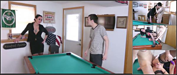 Lourdes Noir Milf Fucks The Young Delivery Man - [ManyVids] - 2025 (HD 720p)