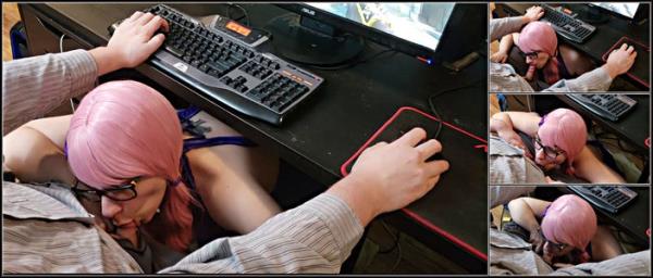 Lilkiwwimonster Making Your Game Night Alot Harder - [ManyVids] - 2025 (HD 720p)