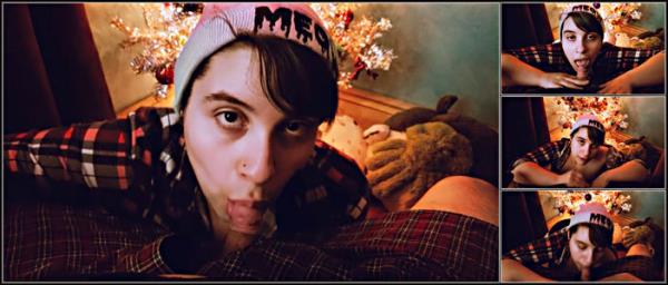 Lilkiwwimonster Sucking Dick On Christmas Eve - [ManyVids] - 2025 (HD 720p)