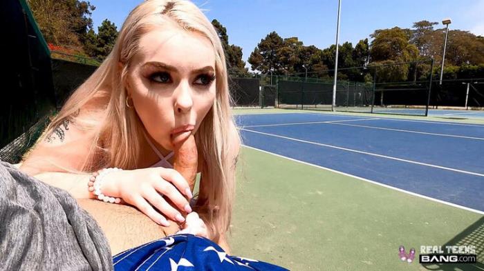 Haley Spades Goes Buckwild At A Public Tennis Court