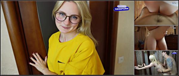 MiYukee - My Stepbrother Cum Inside My Pussy On My Birthday - [PornHub] - 2025 (FullHD 1080p)