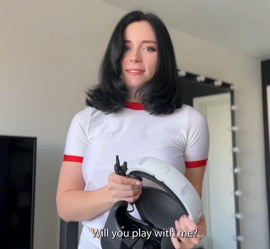 Sweety Fox - StepSister Let Play with Her Pussy in Virtual Reality and Fuck