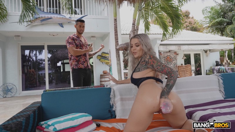 Luna Legend - Naughty Neighbor Wants Anal