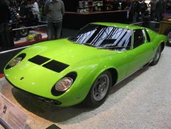 Lamborghini Miura (1966, 1968) Walk Around