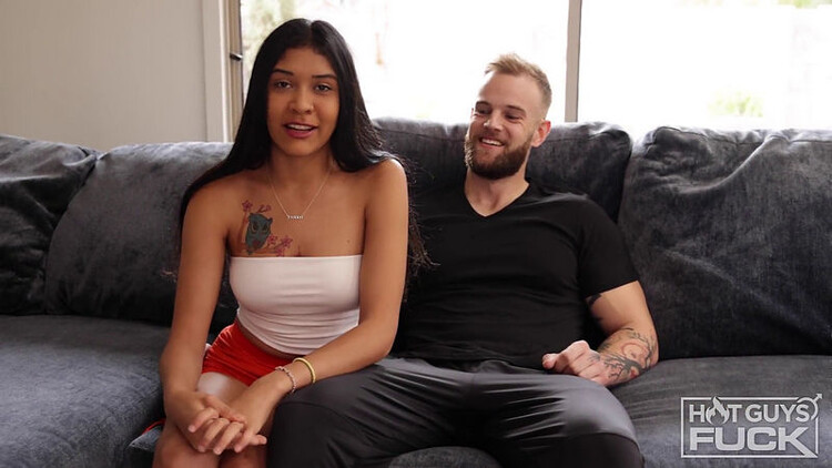 Reina Heart Spencer Glizzy Cums On Reina Hearts Pussy Then Send (HotGuysFuck) FullHD 1080p