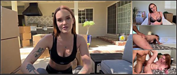 Chloe Foxxe Gets Facial As Going Away Gift - [Onlyfans] - 2025 (HD 720p)