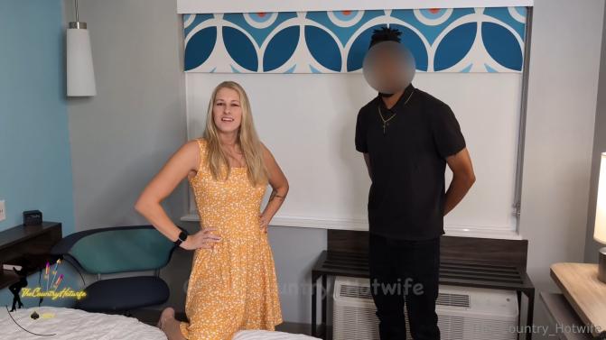The Country Hotwife - New Year Bull