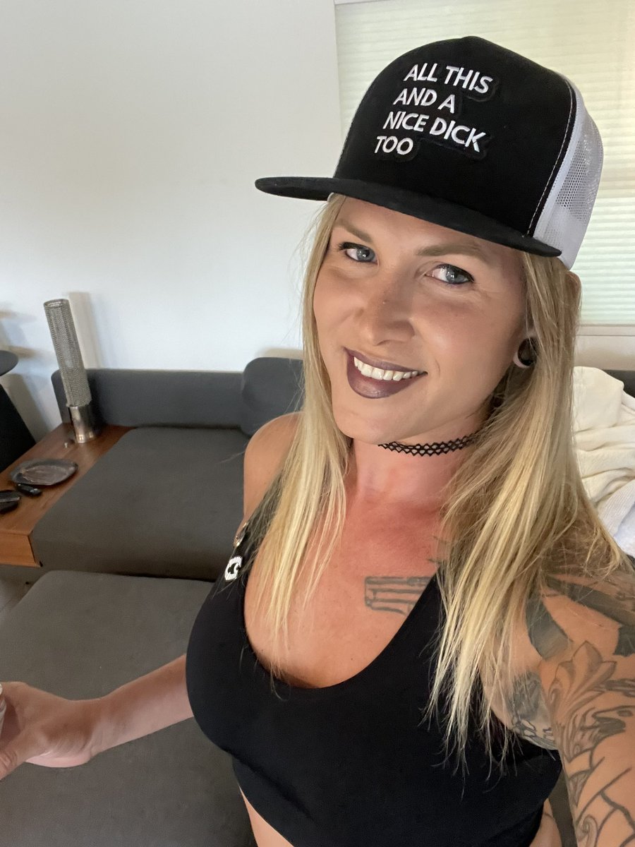 Danni Daniels  Pack