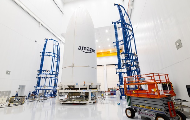 Amazon запускает первые 27 спутников для собственной интернет-сети