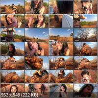 PornHub - OUR FIRST VID! VERY RISKY PUBLIC FUCK ALONG THE HIGHWAY - HAVEAGOODTRIP (FullHD/1080p/643 MB)