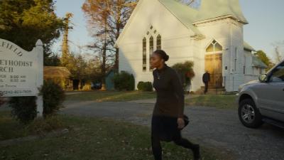 Forgetting.Christmas.2023.720p.WEBRip.x264.AAC-LAMA - 916.52 MB