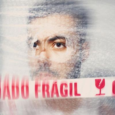 Lincoln Glauber - Frágil (2025) [FLAC 24B-48kHz]